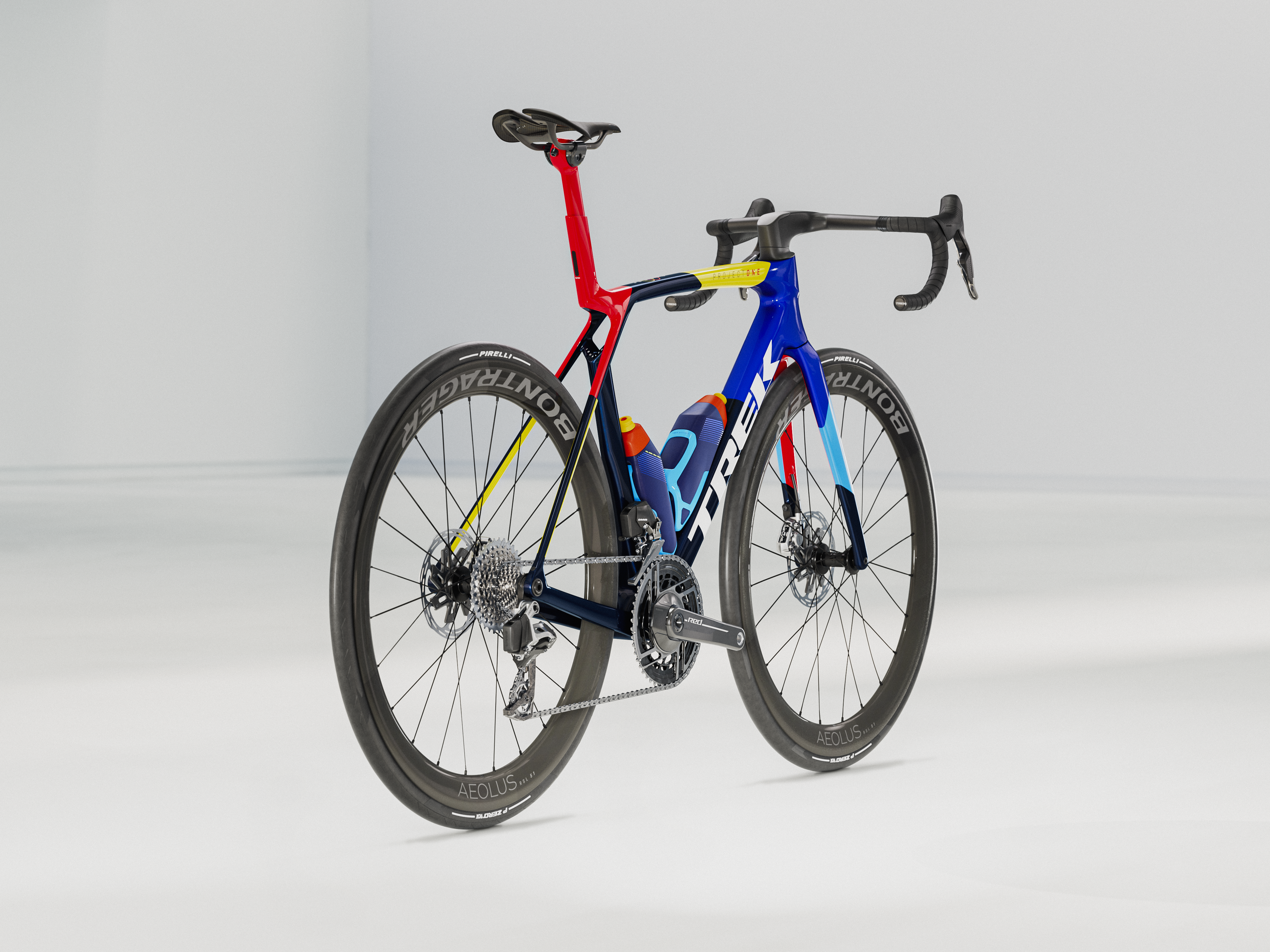 BICICLETA DE RUTA MADONE SLR 9 AXS GEN 8