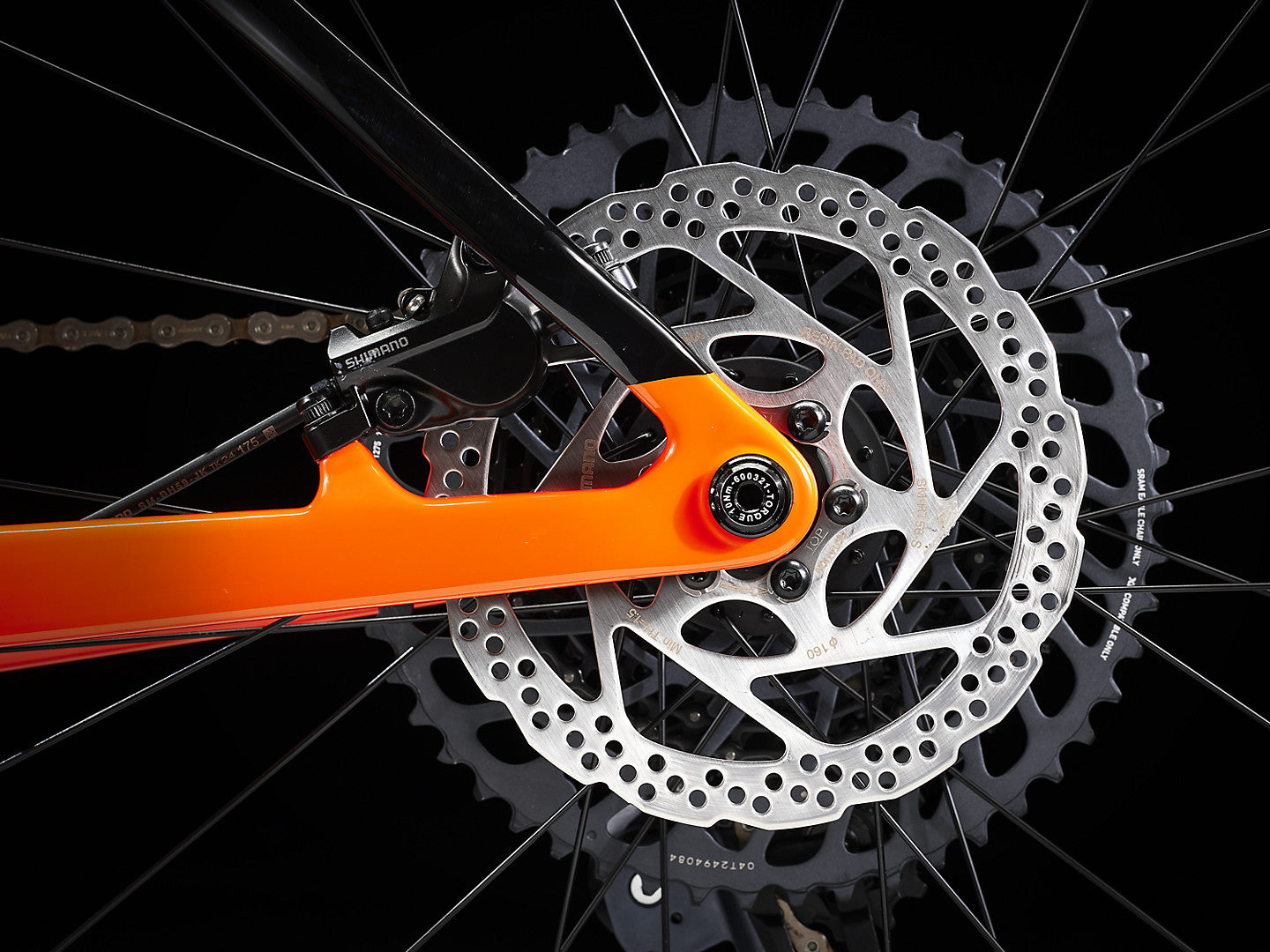 BICICLETA DE MONTAÑA PROCALIBER 9.7 2023 Roarange/Deep Smoke
